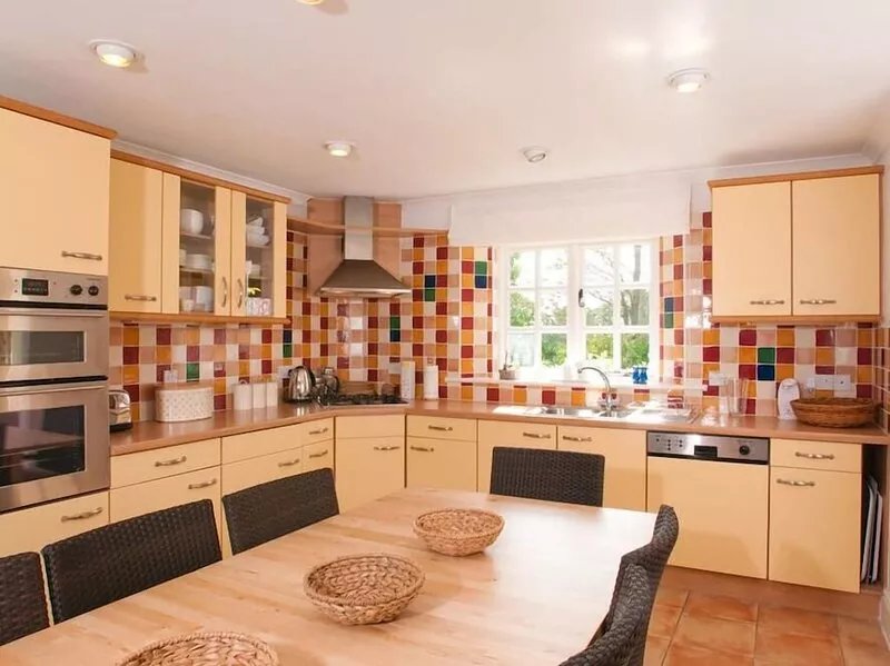HOMEFIELD HOUSE, family friendly, with a garden in Thurlestone