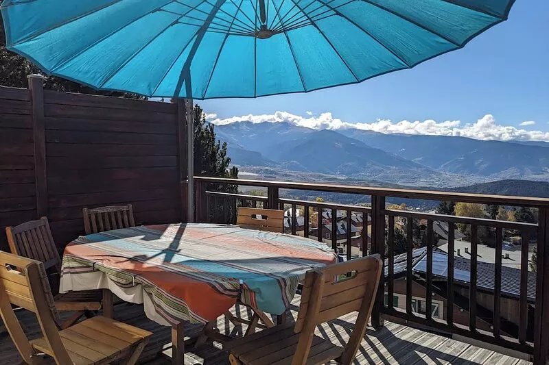 Chalet Font Romeu 8people near center with south-facing terrace magnificent view