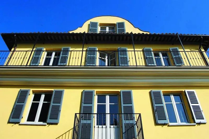 To fall in love with! Magnificent villa with 360 gr panorama, pool, bowling
