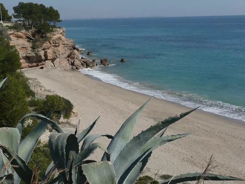 Miami Platja, House for 8 people in small residence with sea view and swimming
