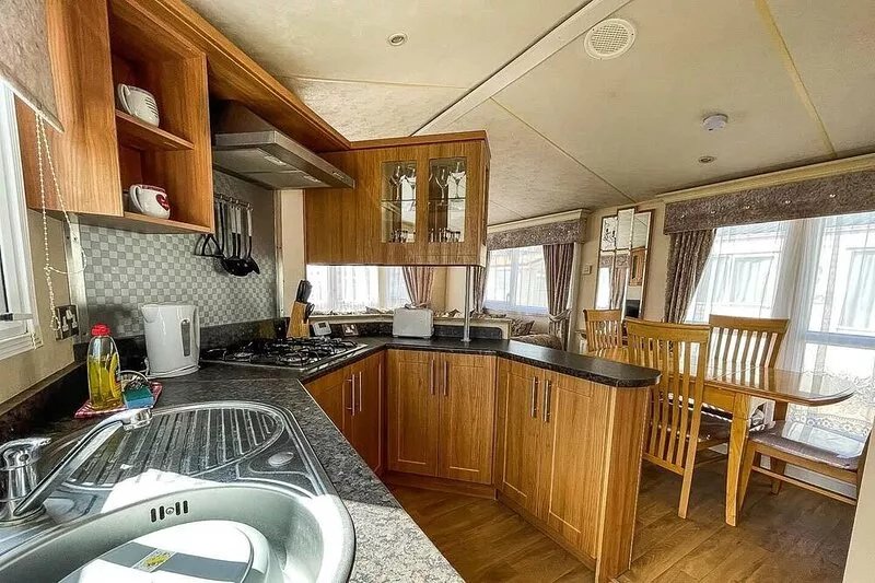 6 berth caravan nearby Hunstanton beach front in Norfolk ref 13019L