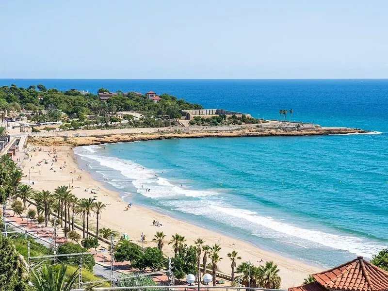 Apartment in TGN historic center only 450m beach