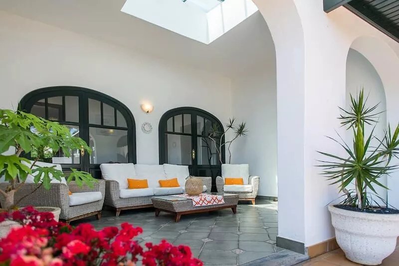 Casa Nicole, Macher, with Free heated Pool, Wifi and Scenic views