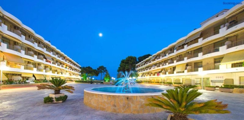 Internacional Playa Apartments