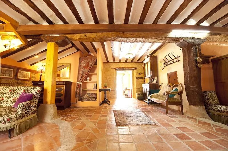 Ground floor apartment in mansion in the Rioja