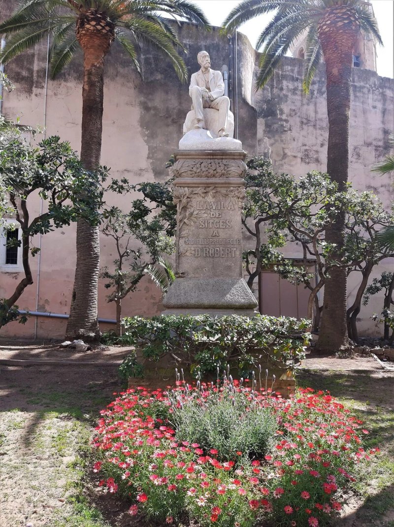 Monumento Al Doctor Robert