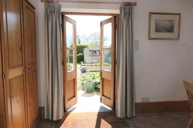 Rural location, Test Valley, Barn Conversion.  4 miles from Stockbridge.