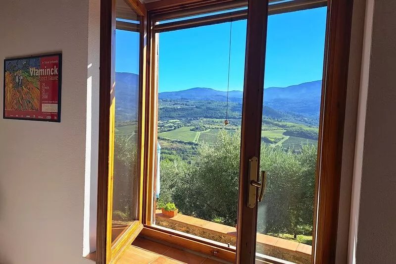 Country independent apartment with private terrace, free wifi and shared pool