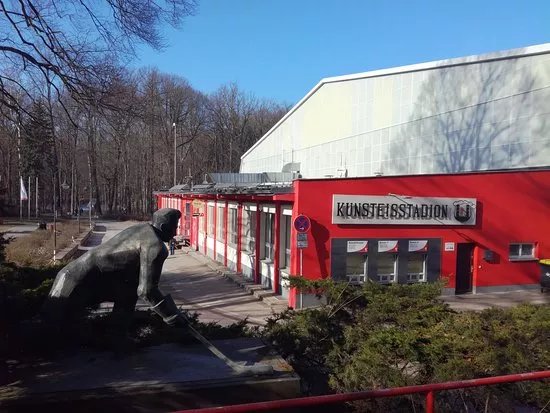 Kunsteisstadion Crimmitschau im Sahnpark