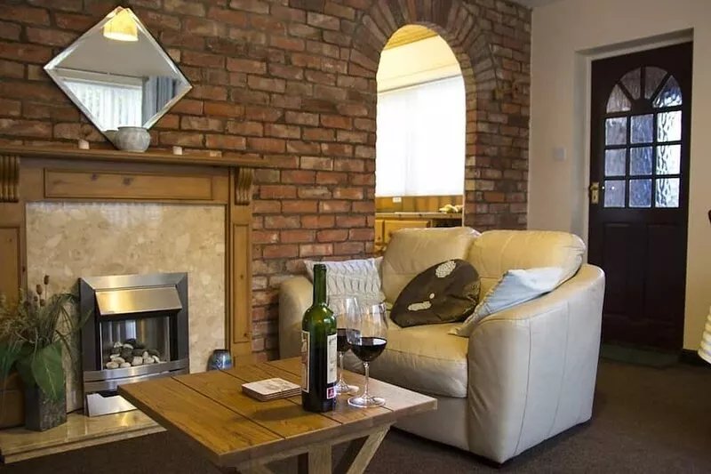 Conker Cottage - The Chestnuts Holiday Cottages