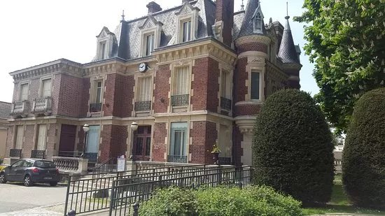 Le Parc des Anciennes-Mairies