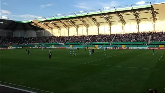 Home Delux Arena