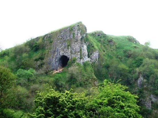 Thor's Cave