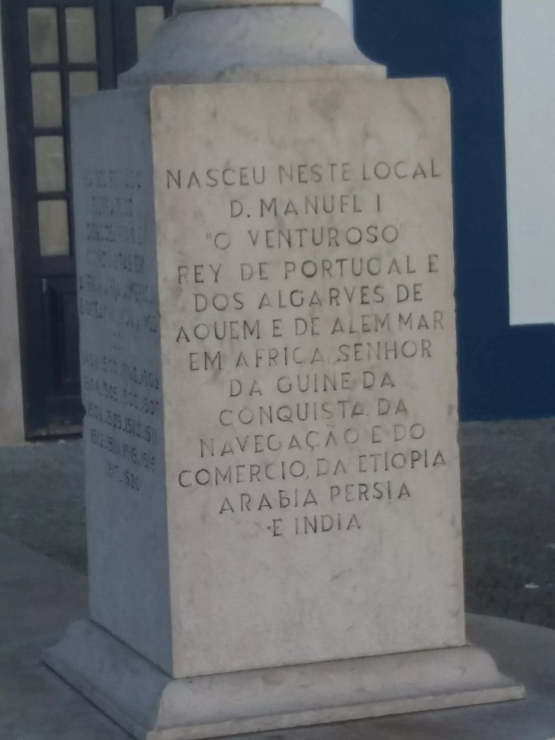 Padrao Alusivo a D.Manuel I