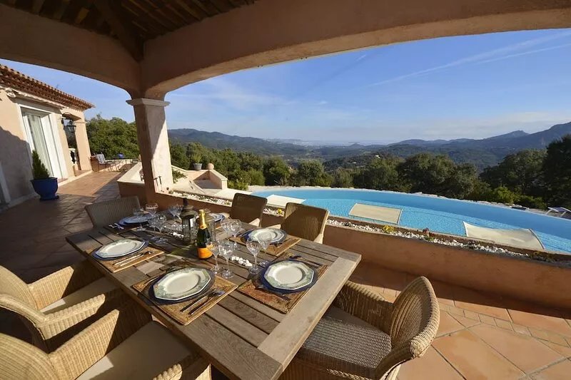 Quiet, Villa with bay view, Tennis court, Swimming pool, Sauna, Hammam