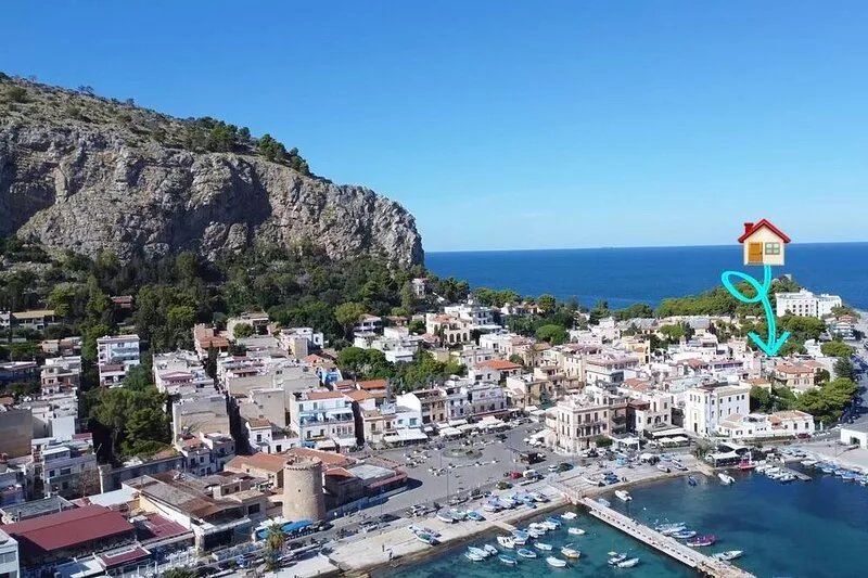 Sea of Love Mondello's Home