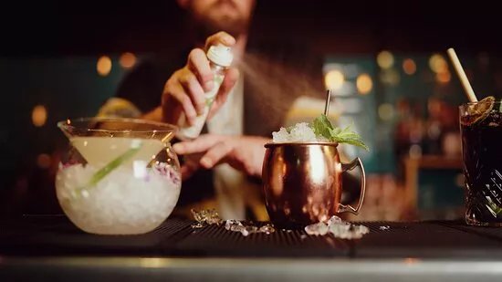 Bar Cocktails - La petite Scie Rose