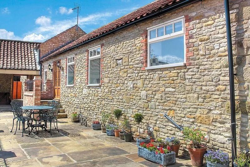 2 bedroom accommodation in Kennythorpe near Malton