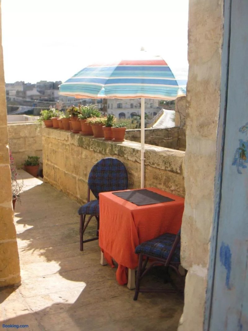 400Yr Farmhouse in Xaghra Gozo - Single Beds