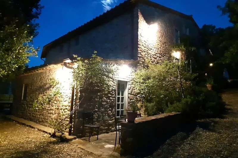 Charm, comfort, relax at il Bracconiere, part of il Cavato, typical farmhouse ,