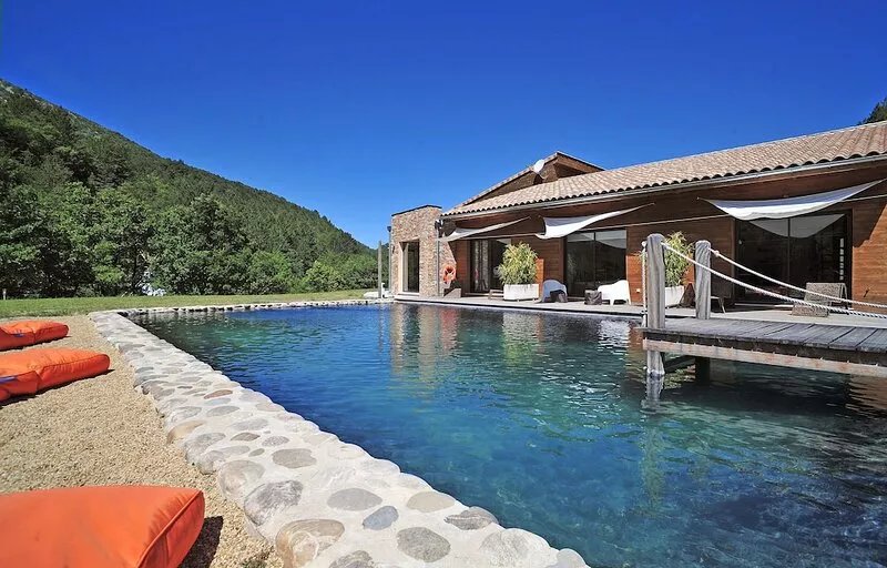 Peace and serenity in the heart of Provence