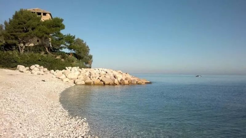 In the Conero Park, with the sea below the house