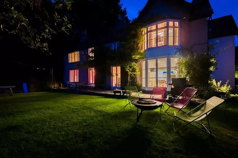 Brecon Beacons Country Home, sleeps 15+ family/pet friendly, perfect for