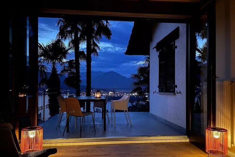 Charming vacation home with garden and lake view in beautiful Ticino!