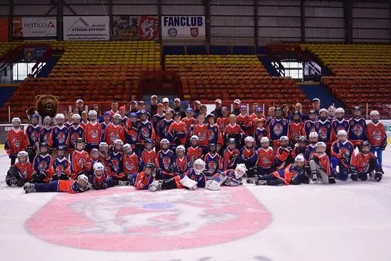 BOOKCAMP - Hockey Camps and Hockey Tournaments