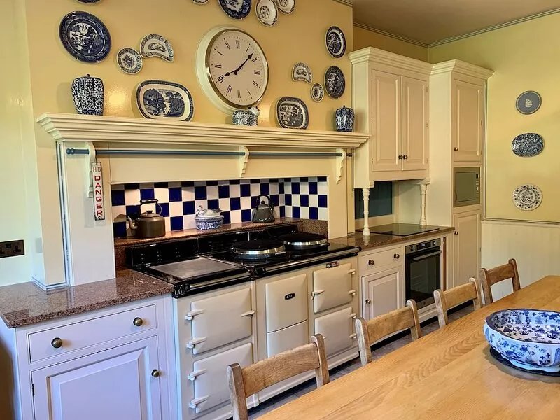 DUNGARTHILL HOUSE, pet friendly, luxury holiday cottage in Dunkeld