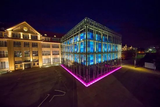 Zentrum Fuer Kunst Und Medien
