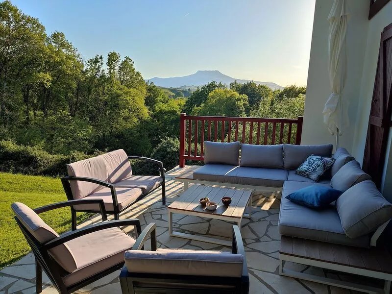 Villa "Haritzen Ondoan" 4 bedrooms magnificent view in the Basque Country