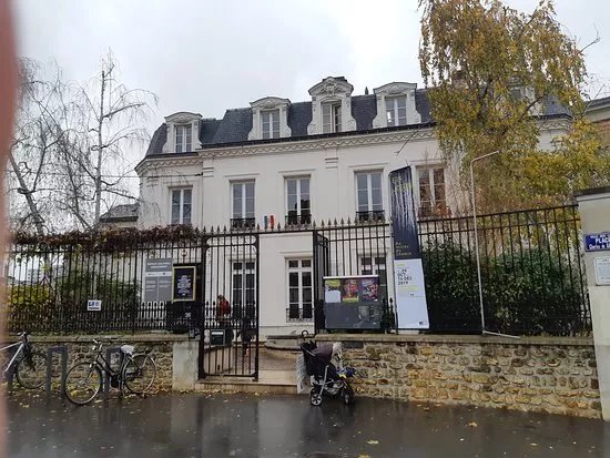 Bibliotheque Andre Malraux