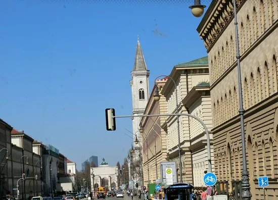 Leopoldstrasse