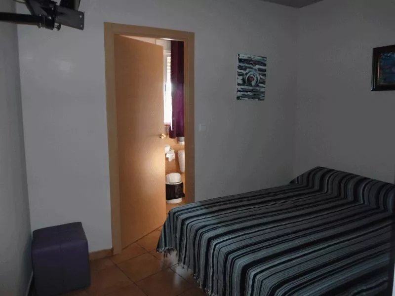 Hostal Pub Transits