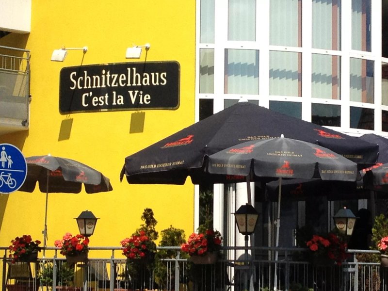 Schnitzelhaus C'est la Vie
