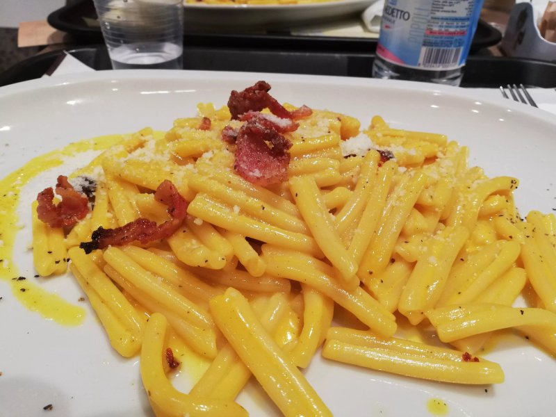 MiVa forno caffe bistrot