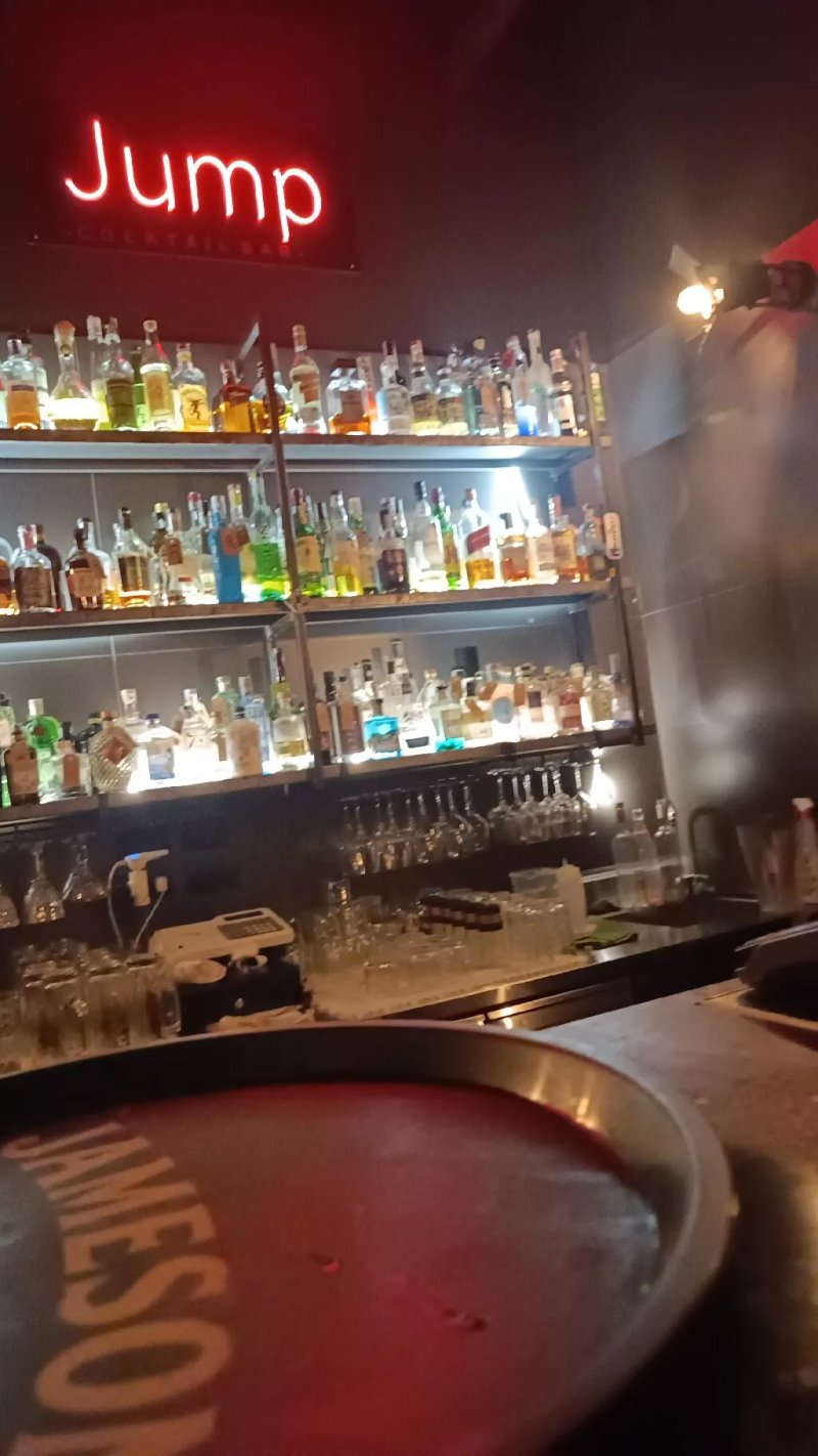 Jump Cocktail Bar