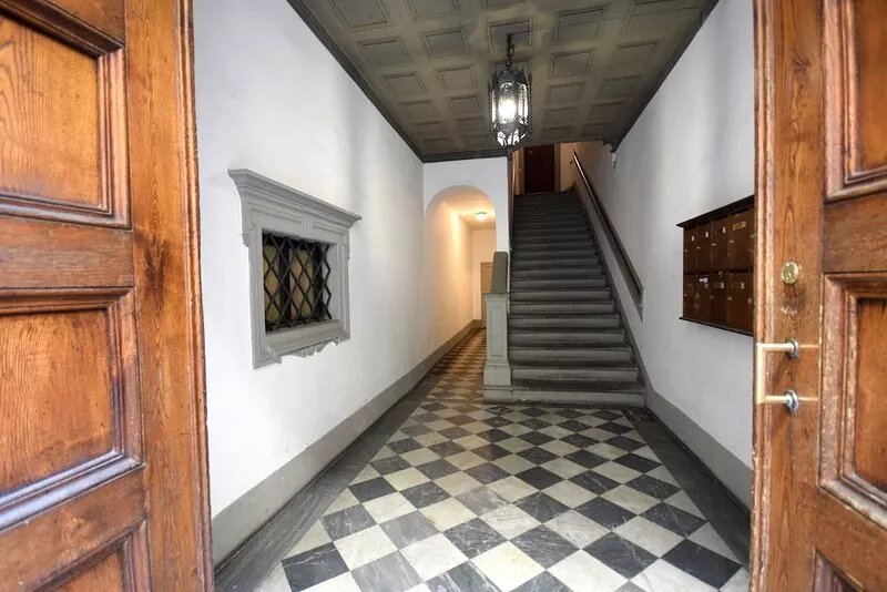 Cozy Historic Duplex Apartment in Walking Distance to Everything Florence!