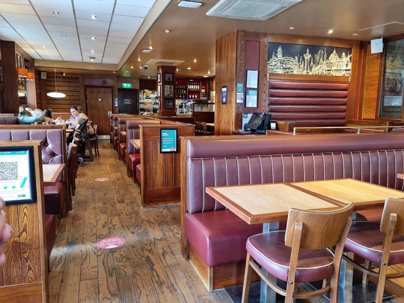 Frankie and Benny’s