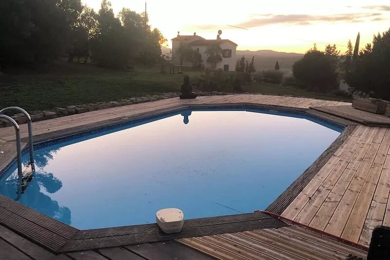 Charming air conditioned Californian Villa.