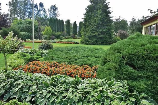 The Landscape Garden of the Klugas Family