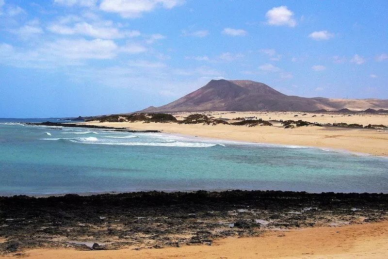 Beautiful Contemporary Apartment In El Cotillo Fuerteventura. All Year Round Sun
