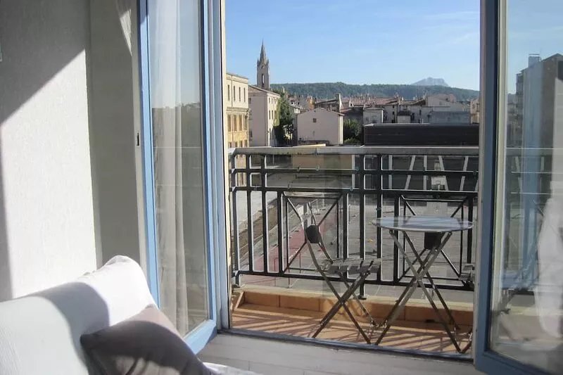 Cosy furnished apartment in the historical centre of Aix-en-Provence