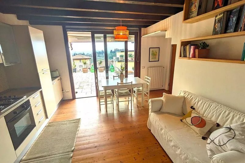 Panoramic apartment with lake view-IT017187C2BAENBV39