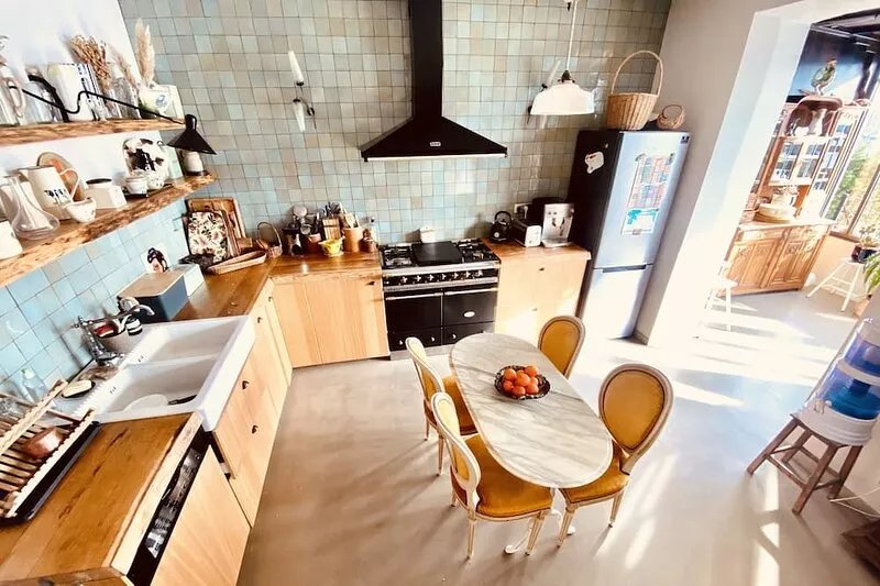 Family home on the banks of the Seine, exceptional comfort and views