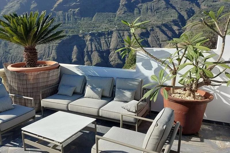 Spectacular view 'Das Casa LoRu' 190 m2 with heated outdoor pool