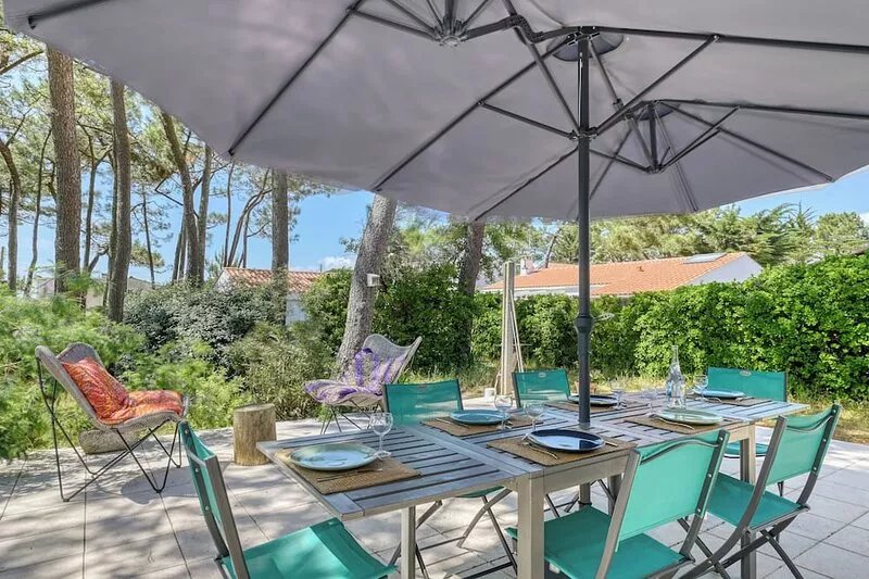 Maison de Famille Spacieuse, 100m Plage, 2 Chambres, 6 Personnes