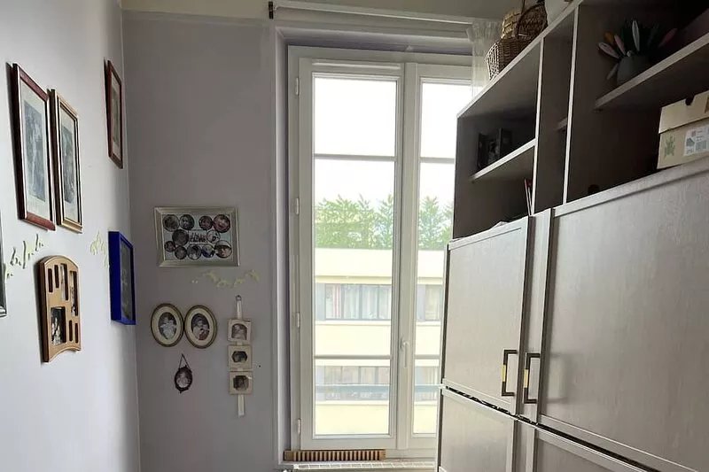 3 nice rooms very well located - quiet and close to the castle