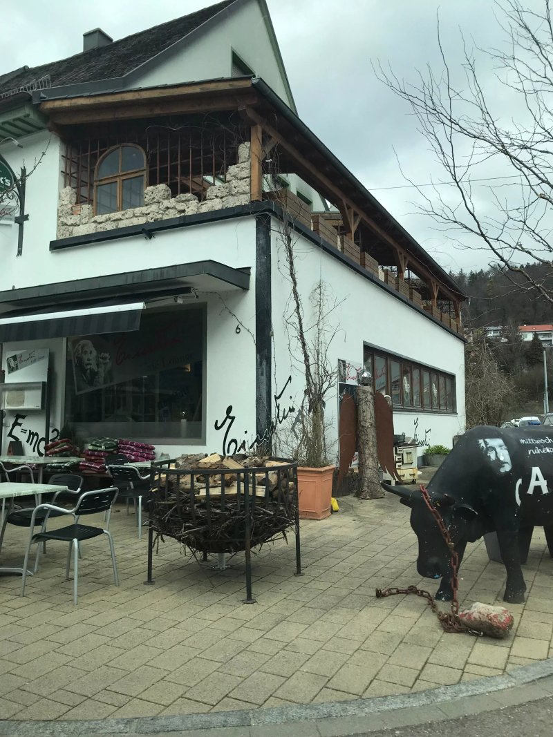 Einstein Cafe Lounge